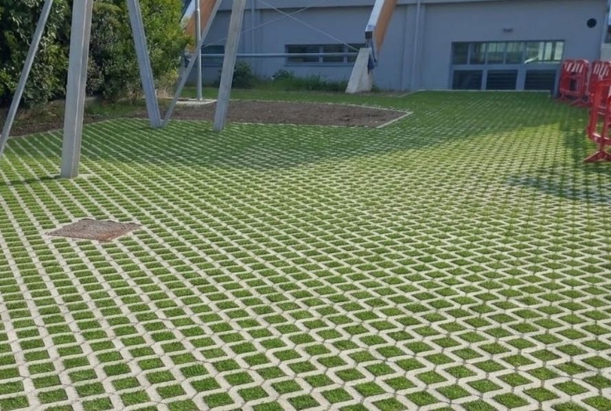 Gallotta spa – Green Cross e pavimentazioni erbose per vivere il giardino d’estate