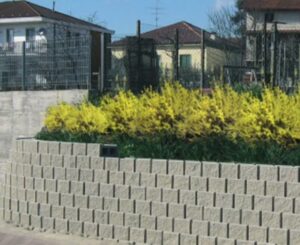 Gallotta spa Muri a secco e muraglia splittata, il confine tra natura e architettura