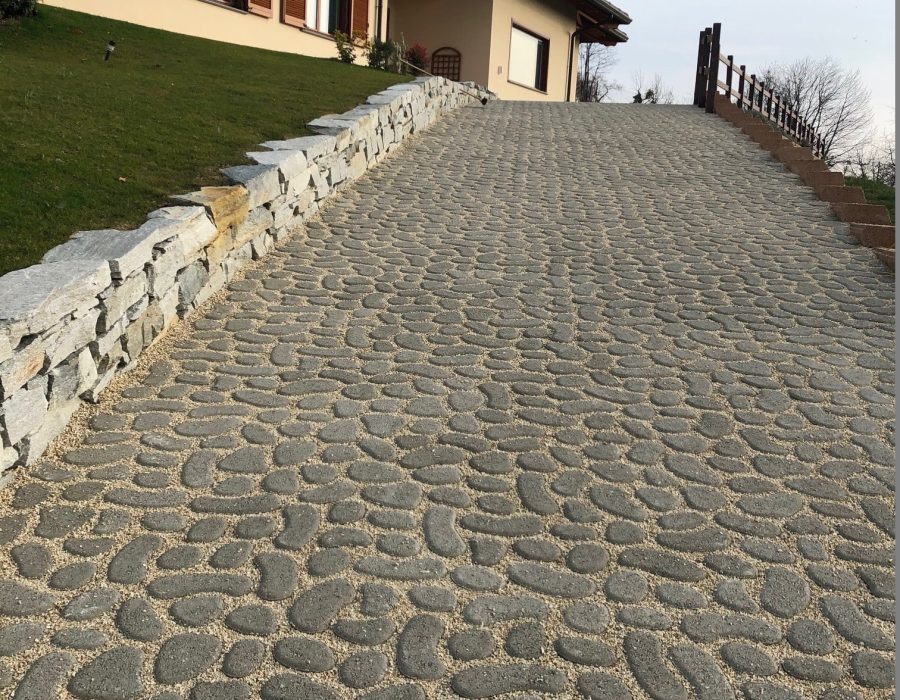 Gallotta SPA Acciottolato strada